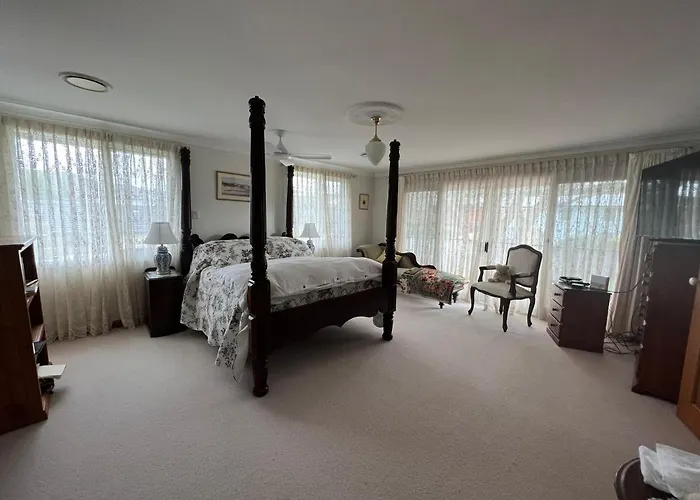 Luxury 4 Bedroom House